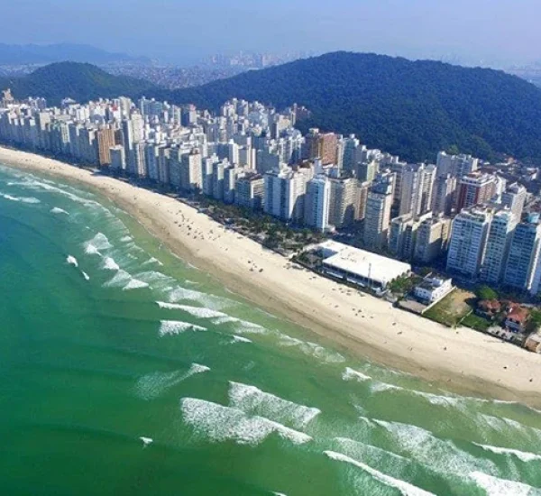 Férias de inverno no Guarujá: dias mais tranquilos perto da praia